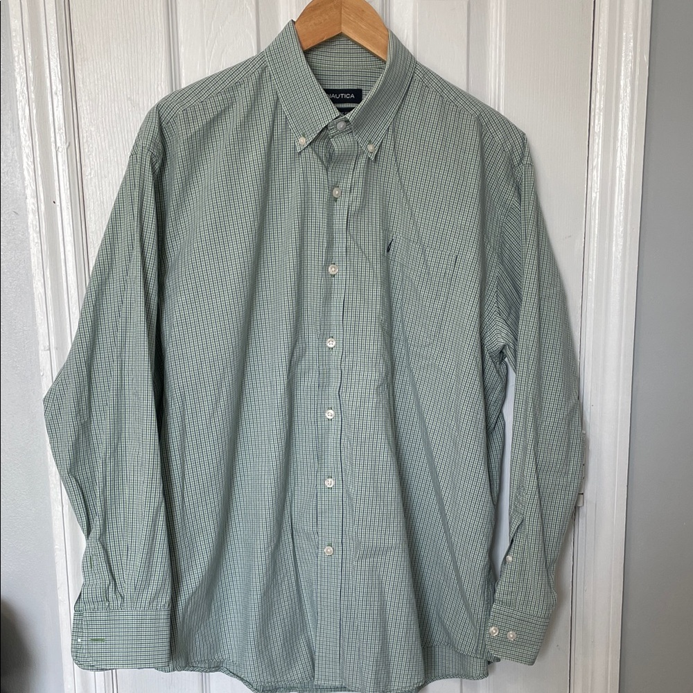 Nautica Men's Casual Green Plaid Shirt